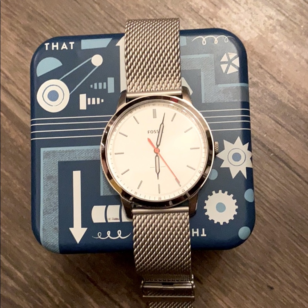 Brand new Minimalist Fossil Watch